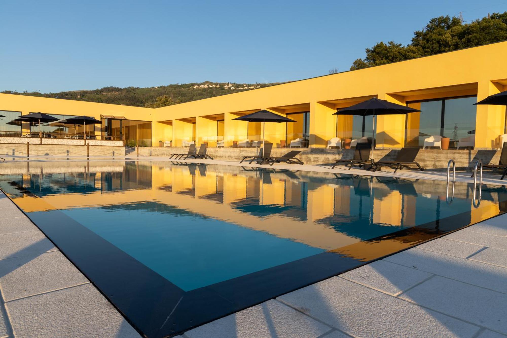 Lobos Village - Alojamento Seia Exterior foto
